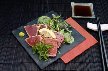 fresh-sushi-with-onion-leaf